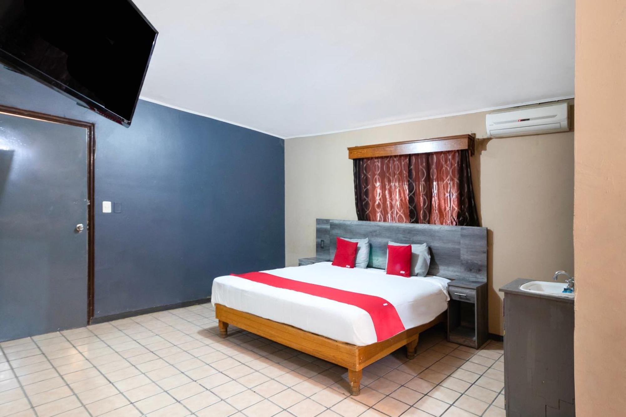 Oyo Hotel Real Del Sur, Estadio تشيهواهوا المظهر الخارجي الصورة