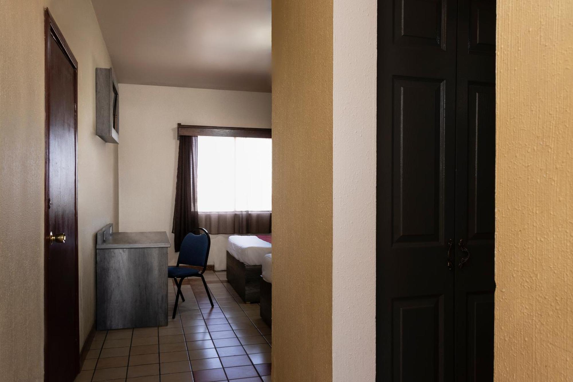 Oyo Hotel Real Del Sur, Estadio تشيهواهوا المظهر الخارجي الصورة